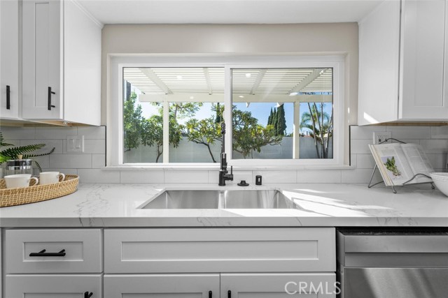 Detail Gallery Image 17 of 67 For 5122 Toulouse Dr, La Palma,  CA 90623 - 5 Beds | 3 Baths