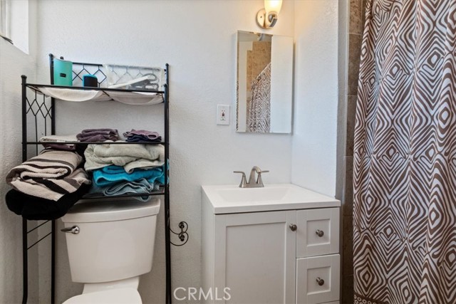 Detail Gallery Image 13 of 26 For 8164 Greenwood Ave, California City,  CA 93505 - 4 Beds | 2 Baths