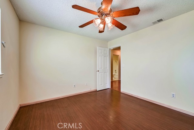 Detail Gallery Image 17 of 26 For 24825 Freedom Ct, Moreno Valley,  CA 92557 - 3 Beds | 2 Baths