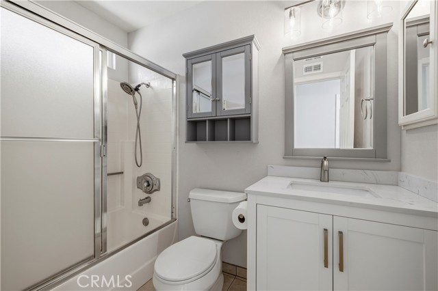 Detail Gallery Image 52 of 66 For 28245 Stonington, Saugus,  CA 91350 - 4 Beds | 3 Baths