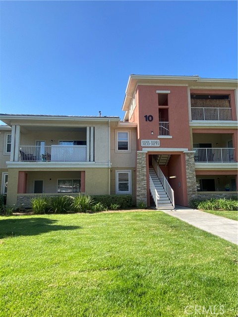 Detail Gallery Image 1 of 14 For 31255 David Ln, Temecula,  CA 92592 - 2 Beds | 2 Baths