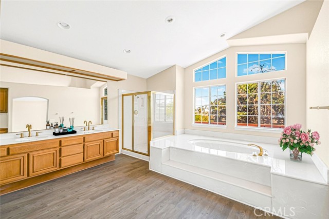 Detail Gallery Image 16 of 29 For 42120 Capistrano Pl, Lancaster,  CA 93536 - 5 Beds | 4 Baths