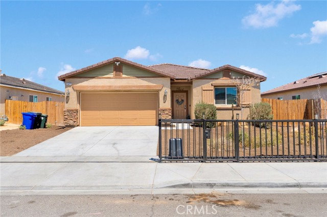 Detail Gallery Image 2 of 45 For 11438 Helena St, Adelanto,  CA 92301 - 3 Beds | 2 Baths