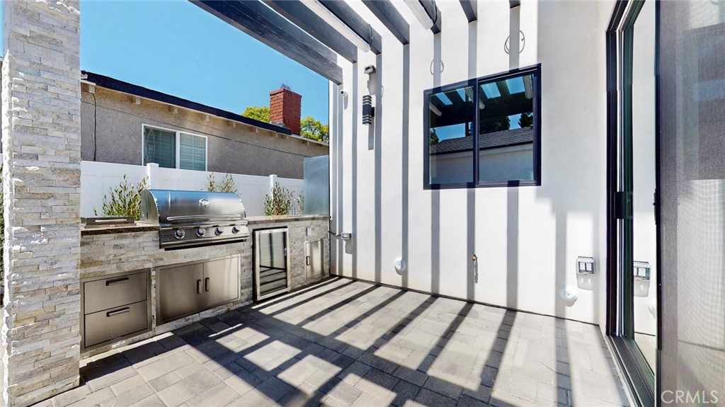 507E766C 6E38 4A58 A1E3 03Feecd40082 421 N Catalina Street, Burbank, Ca 91505 &Lt;Span Style='BackgroundColor:transparent;Padding:0Px;'&Gt; &Lt;Small&Gt; &Lt;I&Gt; &Lt;/I&Gt; &Lt;/Small&Gt;&Lt;/Span&Gt;