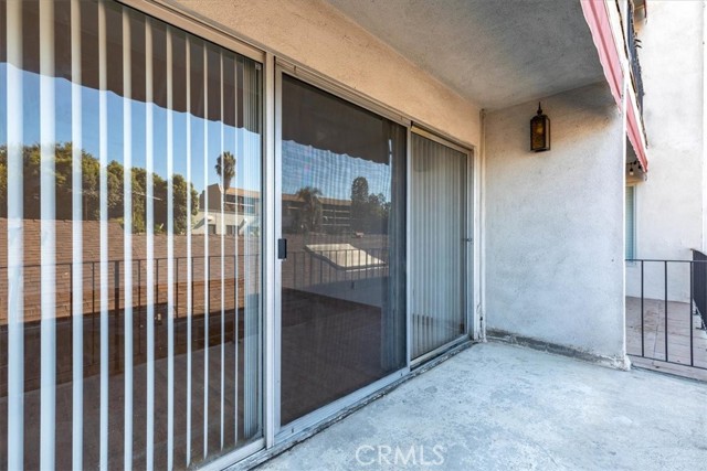 Detail Gallery Image 6 of 20 For 372 Carroll Park East #208,  Long Beach,  CA 90814 - 1 Beds | 1 Baths
