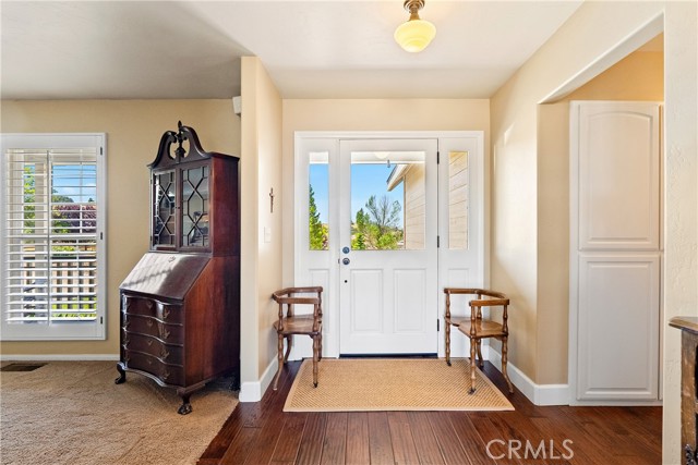 26 Deer View Lane, Templeton CA: https://media.crmls.org/medias/507f27c6-29ba-4dc3-bcb4-3e05734113b2.jpg