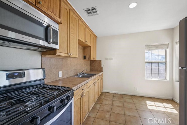 406 Wolfskill Street photo 3