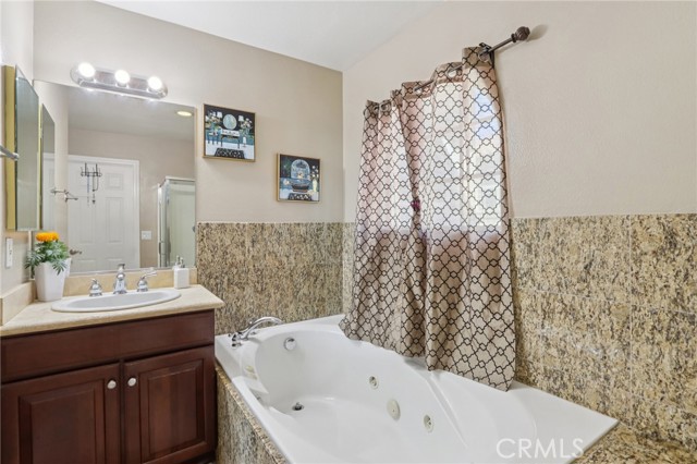 Detail Gallery Image 16 of 43 For 207 Campus Way, Lake Elsinore,  CA 92530 - 4 Beds | 3 Baths