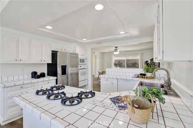 Detail Gallery Image 15 of 63 For 449 S Wellington, Orange,  CA 92869 - 5 Beds | 2/1 Baths
