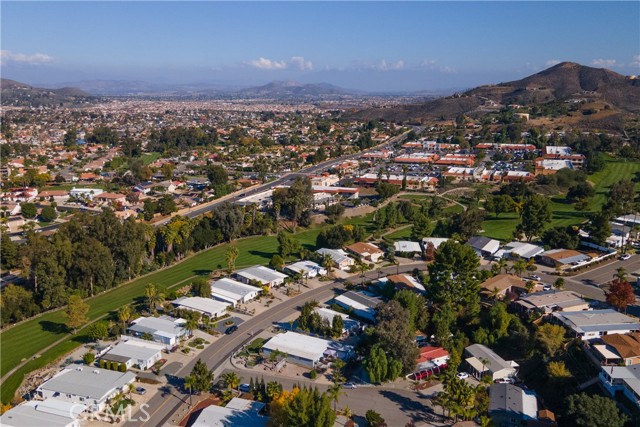 Detail Gallery Image 37 of 56 For 22958 Skylink, Canyon Lake,  CA 92587 - 2 Beds | 2 Baths