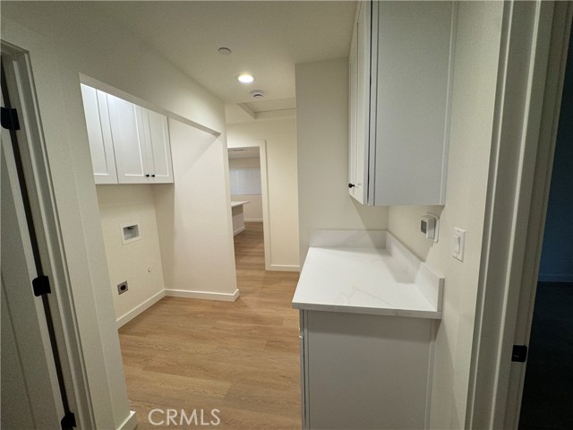 15238 Kingsbury Street, Mission Hills (San Fernando) CA: https://media.crmls.org/medias/5080b9b6-b0cc-4fc2-8444-5410caca5e66.jpg