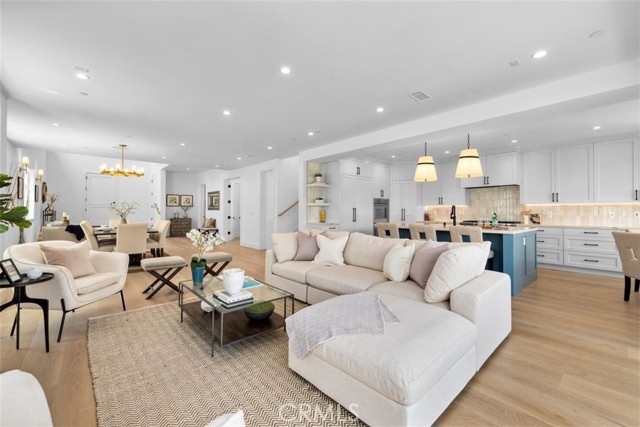 3002 Laurel Avenue, Manhattan Beach, California 90266, 5 Bedrooms Bedrooms, ,5 BathroomsBathrooms,Residential,Sold,Laurel,SB22092750