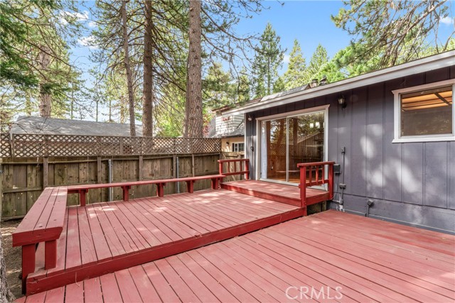 1381 Blackfoot W Trail, Lake Arrowhead CA: https://media.crmls.org/medias/50812adb-4153-4e51-9a99-4b0a5d982e85.jpg