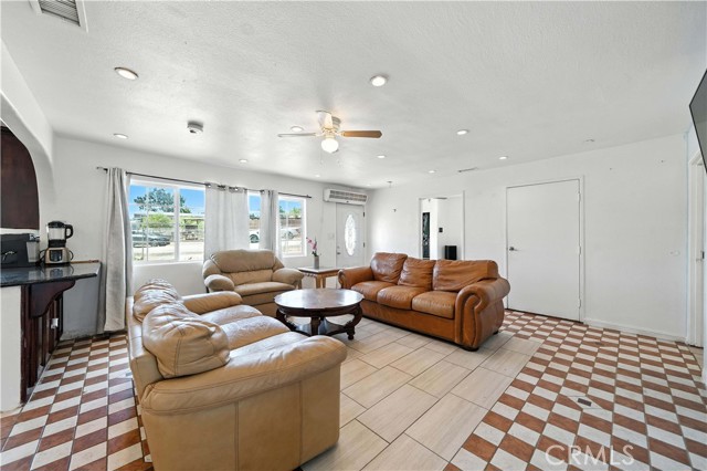 Detail Gallery Image 12 of 27 For 23475 Stafford St, Perris,  CA 92570 - 4 Beds | 2 Baths