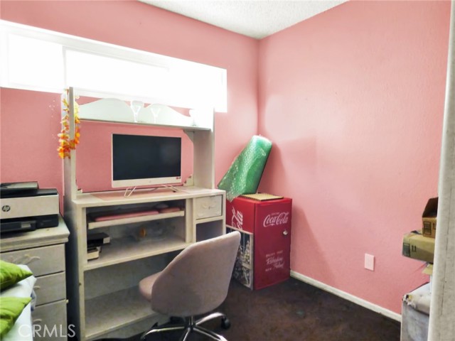 15132 Jeraldo, Victorville CA: https://media.crmls.org/medias/508156f4-0eb5-4760-bf0a-9d7c167b87a7.jpg