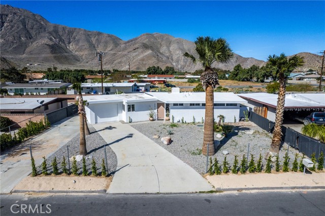 Detail Gallery Image 4 of 41 For 22415 Fawnridge Dr, Palm Springs,  CA 92262 - 3 Beds | 2 Baths