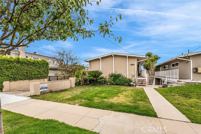 217 N Juanita, Redondo Beach CA: https://media.crmls.org/medias/5081fab0-50ee-4f8c-982b-73e367206baa.jpg