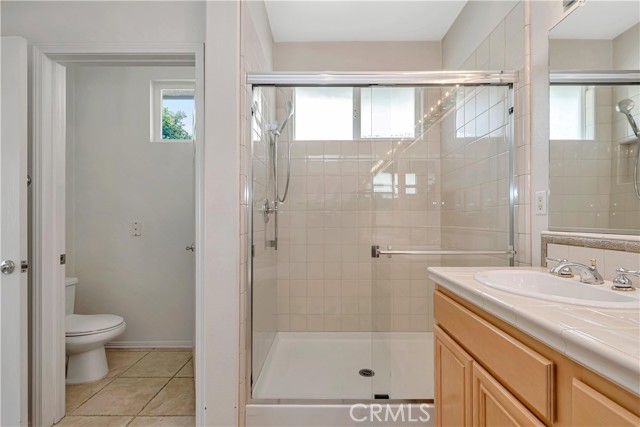 Detail Gallery Image 16 of 28 For 20656 Pesaro Way, Porter Ranch,  CA 91326 - 3 Beds | 2 Baths