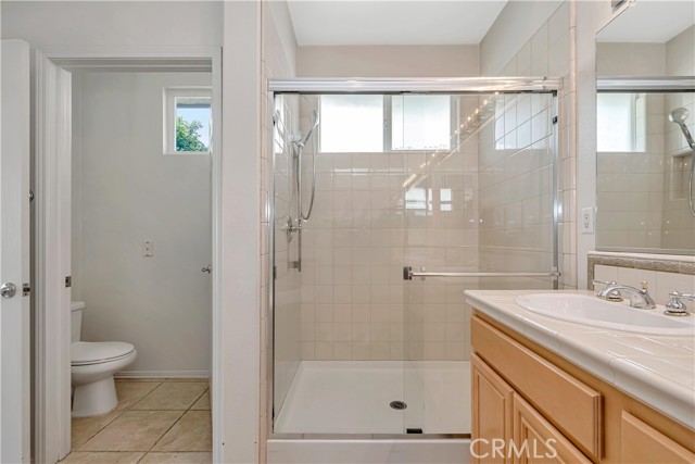 Detail Gallery Image 16 of 28 For 20656 Pesaro Way, Porter Ranch,  CA 91326 - 3 Beds | 2 Baths