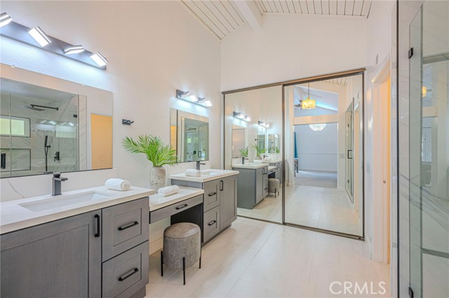 25551 El Capitan, Laguna Hills CA: https://media.crmls.org/medias/5082a5a3-ff17-415c-b10d-8f4027d684f7.jpg