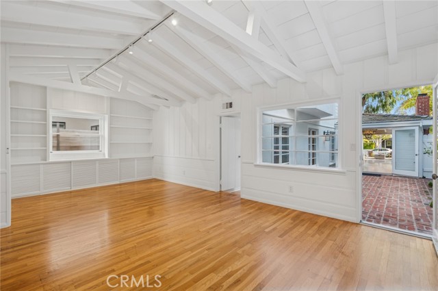 Detail Gallery Image 13 of 30 For 321 Poinsettia Ave, Corona Del Mar,  CA 92625 - 3 Beds | 2 Baths