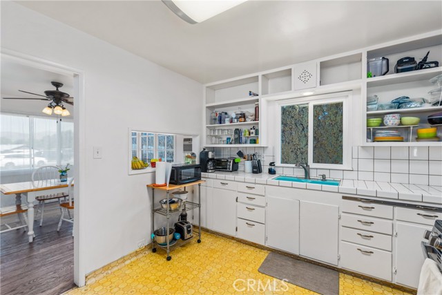9600 51st, Jurupa Valley CA: https://media.crmls.org/medias/5083d508-6a55-4e6d-8d92-f342a832a38e.jpg