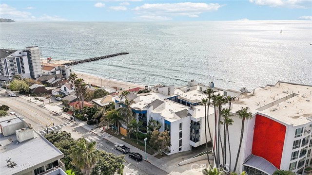 Detail Gallery Image 39 of 42 For 575 Esplanade #205,  Redondo Beach,  CA 90277 - 2 Beds | 2 Baths