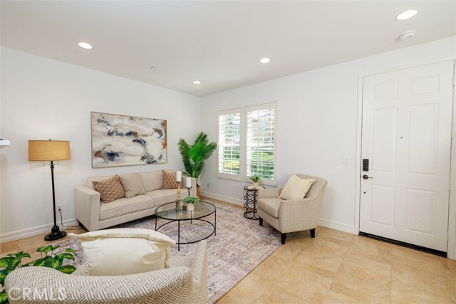 72 Orange Blossom, Ladera Ranch CA: https://media.crmls.org/medias/50885248-9886-433e-b30d-4481971a9974.jpg