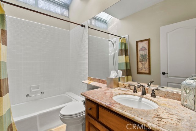 21432 Bastia, Mission Viejo CA: https://media.crmls.org/medias/5088e4ad-32bf-450d-9d50-4205e4dd5d4b.jpg