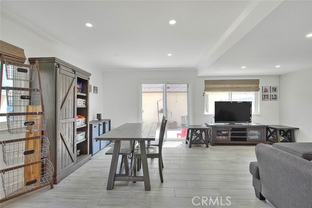 17401 Hood Court, Fountain Valley CA: https://media.crmls.org/medias/508963d1-219d-4904-b1c6-86e656ac1b9b.jpg