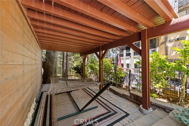 Detail Gallery Image 33 of 44 For 447 Bay View Dr, Lake Arrowhead,  CA 92352 - 4 Beds | 3 Baths