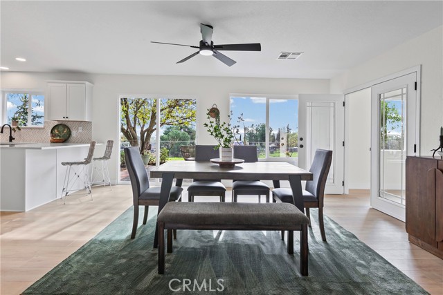 Detail Gallery Image 9 of 31 For 5658 Prancing Deer Place, Paso Robles,  CA 93446 - 3 Beds | 2 Baths