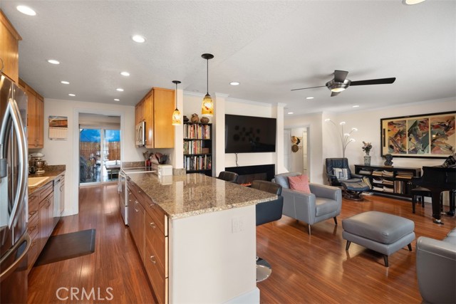 2301 Via Puerta, Laguna Woods CA: https://media.crmls.org/medias/508e24f0-6578-43f1-9e2e-48e1e41470ee.jpg