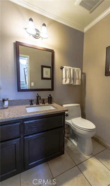 1079 Loma Drive, Hermosa Beach, California 90254, 2 Bedrooms Bedrooms, ,3 BathroomsBathrooms,Residential,Sold,Loma,SB17217522