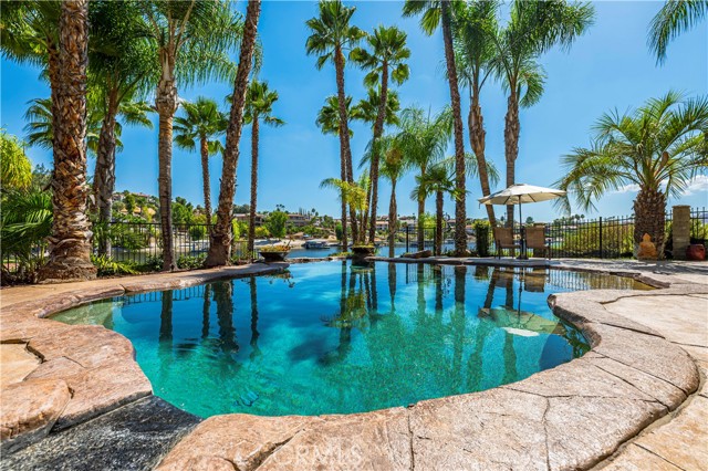 Detail Gallery Image 59 of 70 For 22166 W San Joaquin Dr, Canyon Lake,  CA 92587 - 5 Beds | 4/1 Baths