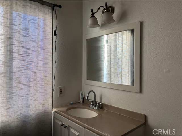 Detail Gallery Image 11 of 22 For 203 Brandon Way, Hemet,  CA 92545 - 2 Beds | 2 Baths