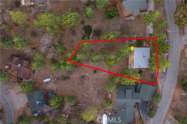 Detail Gallery Image 34 of 42 For 39563 Raccoon Dr, Fawnskin,  CA 92333 - 2 Beds | 2 Baths