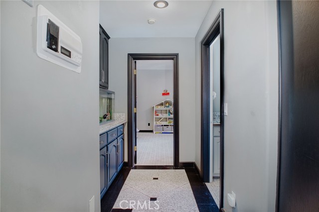 948 Peninsula Avenue, Claremont CA: https://media.crmls.org/medias/5090bcce-0f0a-4eaa-8dfc-051491c24ddf.jpg