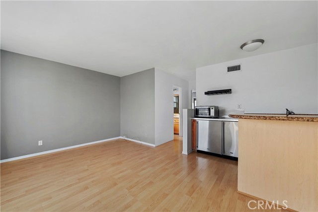 3201 Highland Avenue, Manhattan Beach, California 90266, 3 Bedrooms Bedrooms, ,2 BathroomsBathrooms,Residential,Sold,Highland,SB22230907