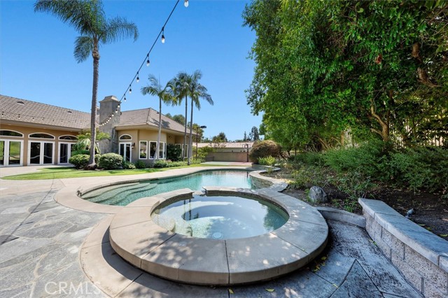 6945 E Hidden Oaks Lane, Orange CA: https://media.crmls.org/medias/509191cc-07d9-473c-ac73-5c87bdec5bea.jpg