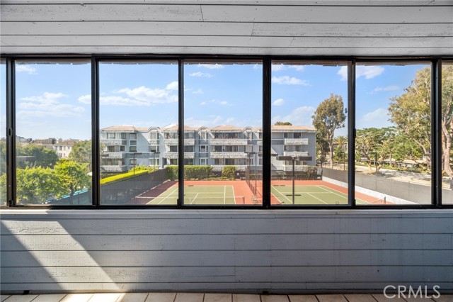 Detail Gallery Image 9 of 28 For 311 Bora Bora #213,  Marina Del Rey,  CA 90292 - 3 Beds | 2 Baths