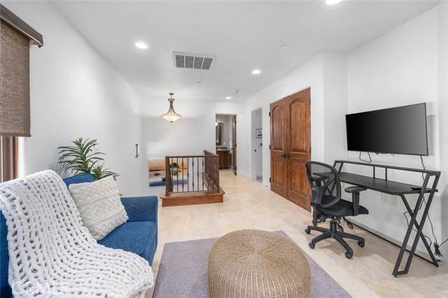 Detail Gallery Image 18 of 47 For 160 Hinds Avenue #202,  Pismo Beach,  CA 93449 - 3 Beds | 3 Baths