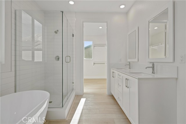 Detail Gallery Image 6 of 9 For 27520 Dayton Ave, San Pedro,  CA 90732 - 5 Beds | 3 Baths