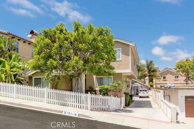 1911 Nelson Avenue, Redondo Beach, California 90278, 4 Bedrooms Bedrooms, ,2 BathroomsBathrooms,Residential,Sold,Nelson,SB16146437