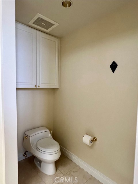 Drew Fenton | 11847 Gorham Avenue Los Angeles CA | MLS: 6884874
