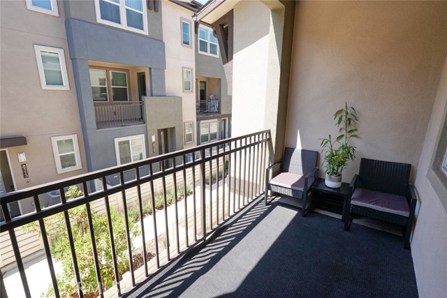 9118 Hudson Lane, Gardena, California 90248, 2 Bedrooms Bedrooms, ,2 BathroomsBathrooms,Townhouse,For Sale,Hudson,DW24156955