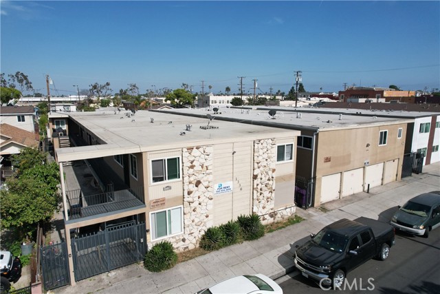 1334 Walnut Avenue, Long Beach, California 90813, ,Multi-Family,For Sale,Walnut,OC25117518