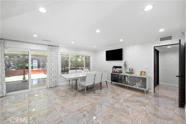 25515 Novela Way, Valencia CA: https://media.crmls.org/medias/50955b5c-e8bc-4181-a9ed-bb4550c8a2f0.jpg