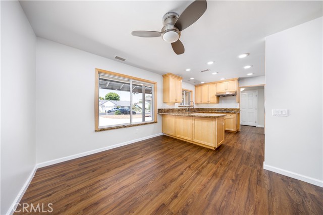 14969 Redwood Lane, Chino Hills CA: https://media.crmls.org/medias/5095ca4a-20ab-4173-992c-ae0f9f4fdb3f.jpg