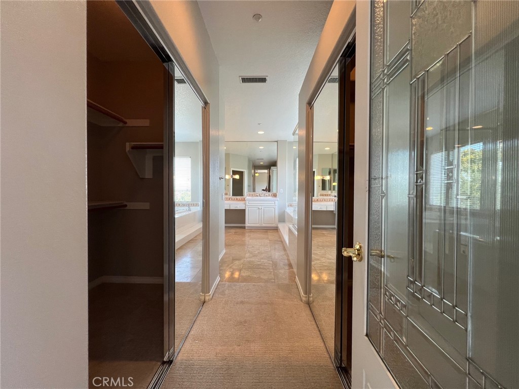 MLS #OC25273280 image #30